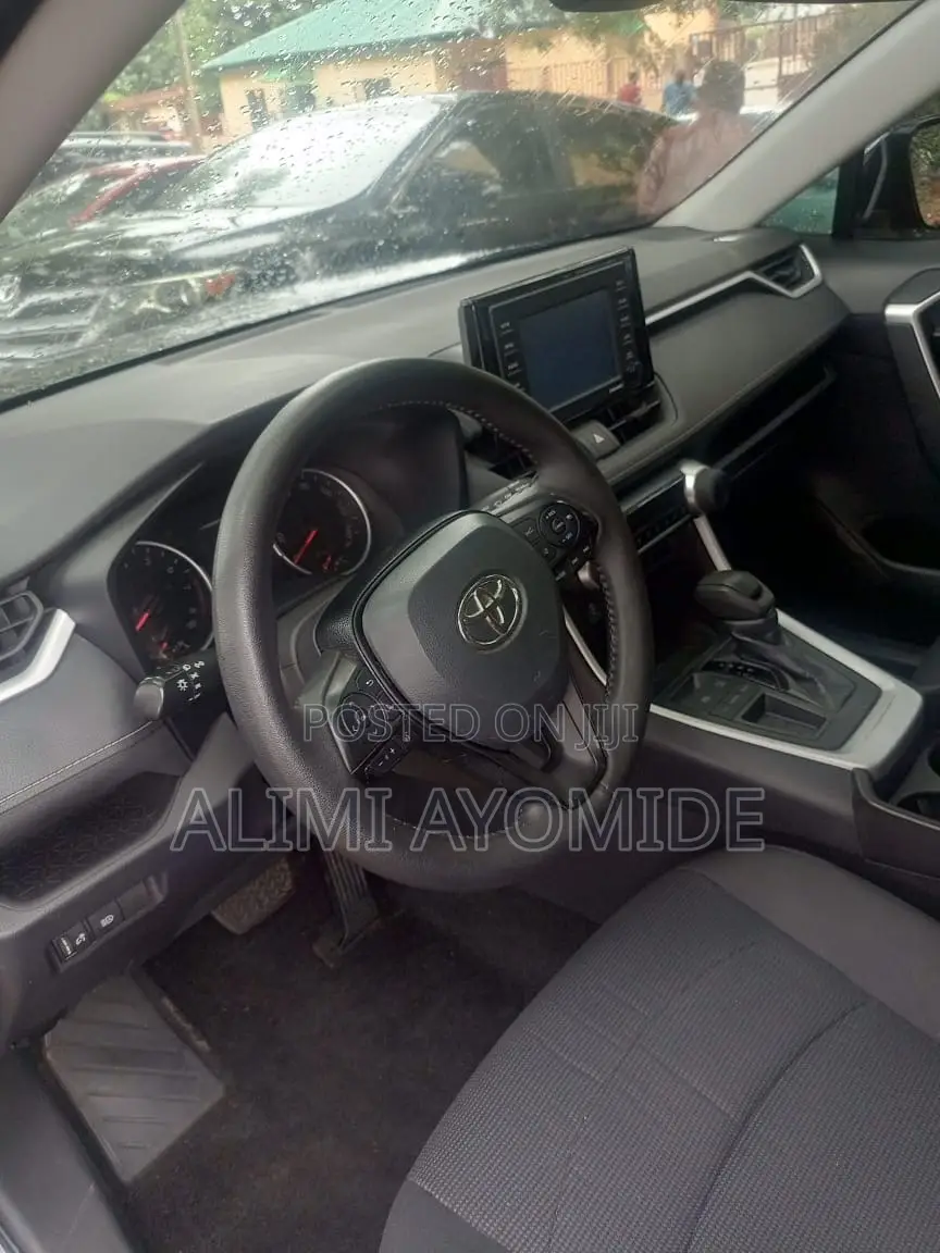 Toyota RAV4 2021 Black