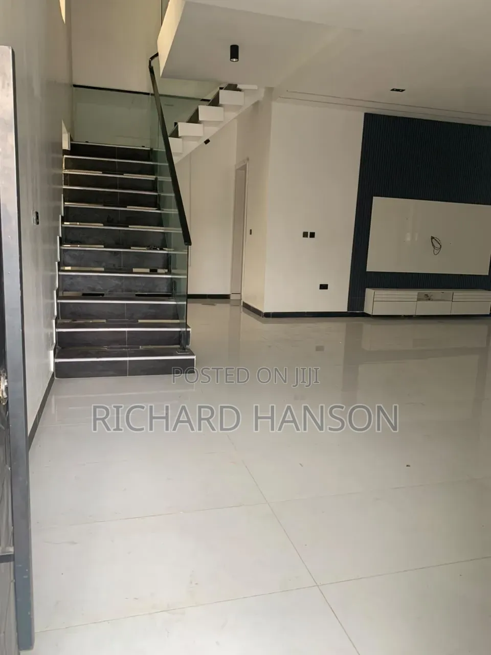 5bdrm Duplex in Court Scheme, Abraham Adesanya Estate for rent