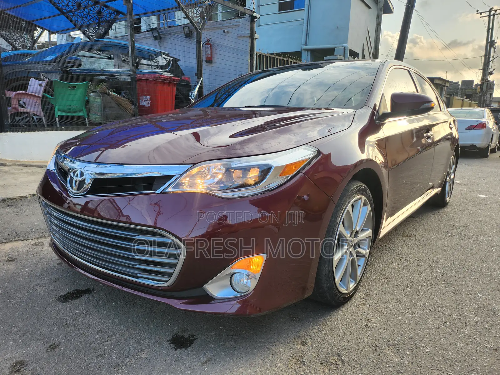 Toyota Avalon XLE Touring 4dr Sedan (3.5L 6cyl 6A) 2015 Burgundy