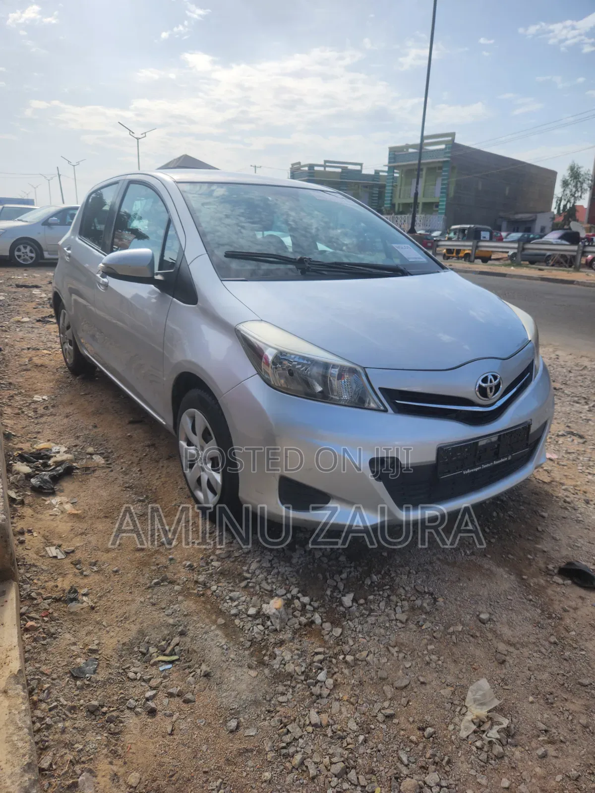 Toyota Yaris 2013 Silver