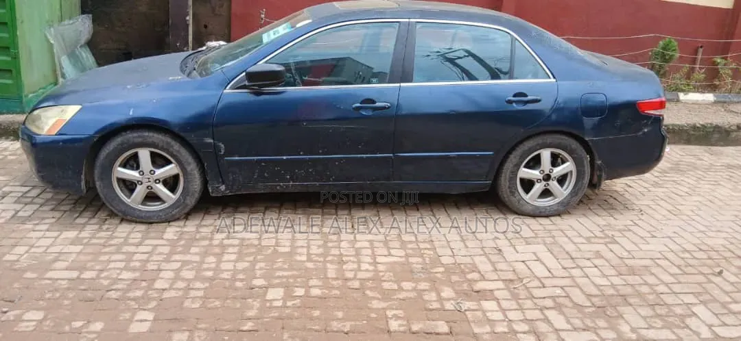 Honda Accord 2004 Blue