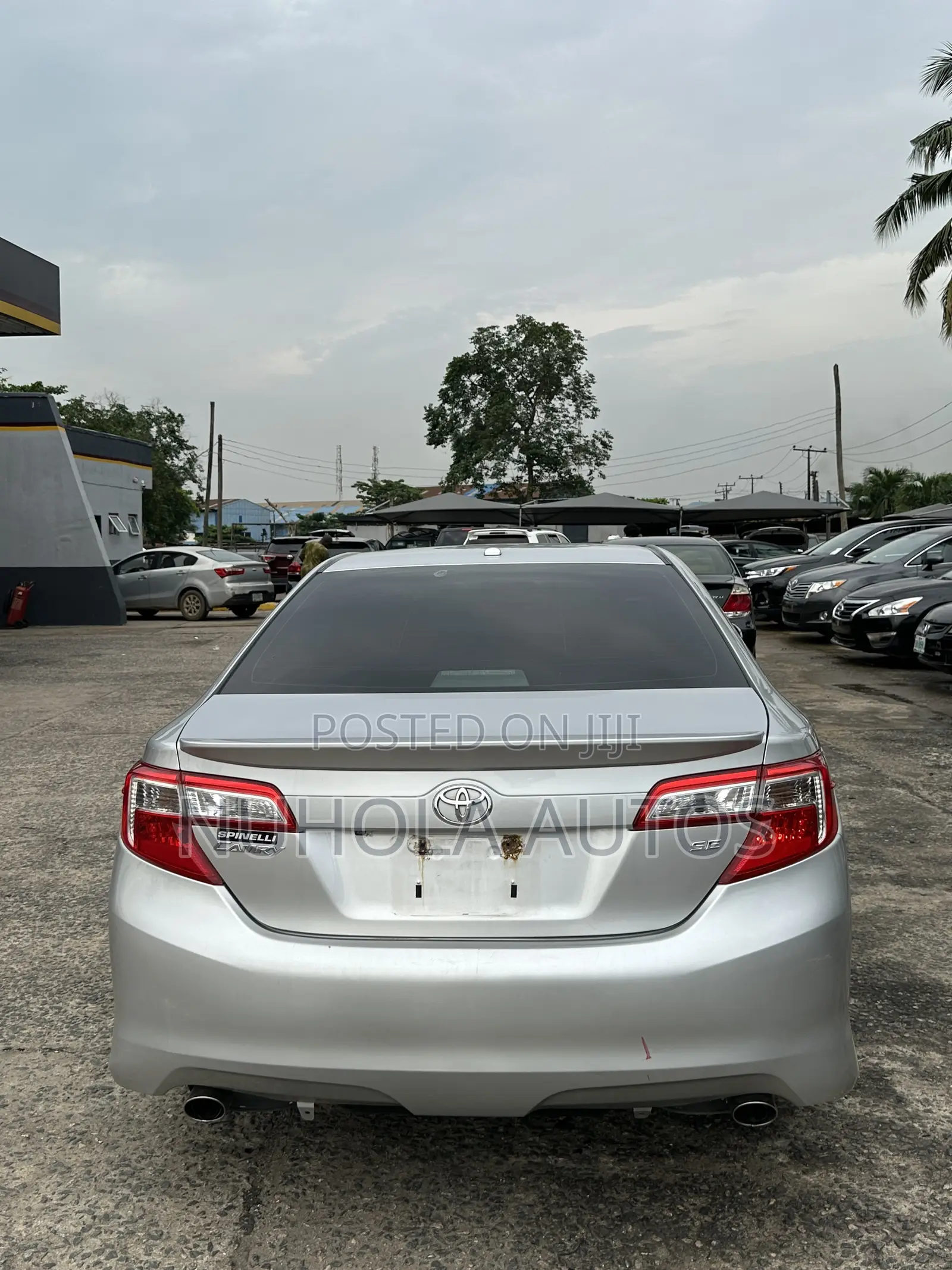 Toyota Camry 2012 Silver