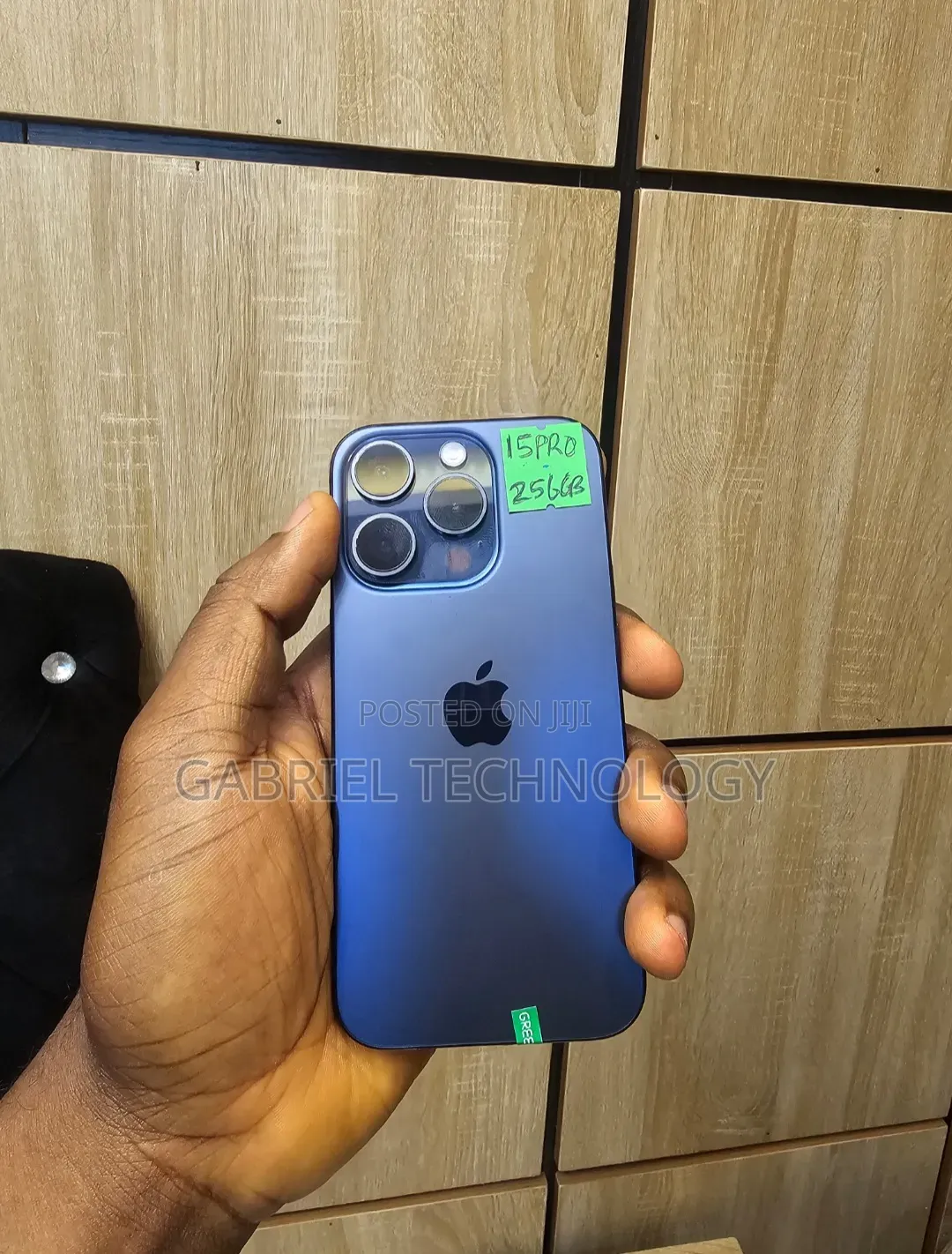Apple iPhone 15 Pro 128 GB Gray