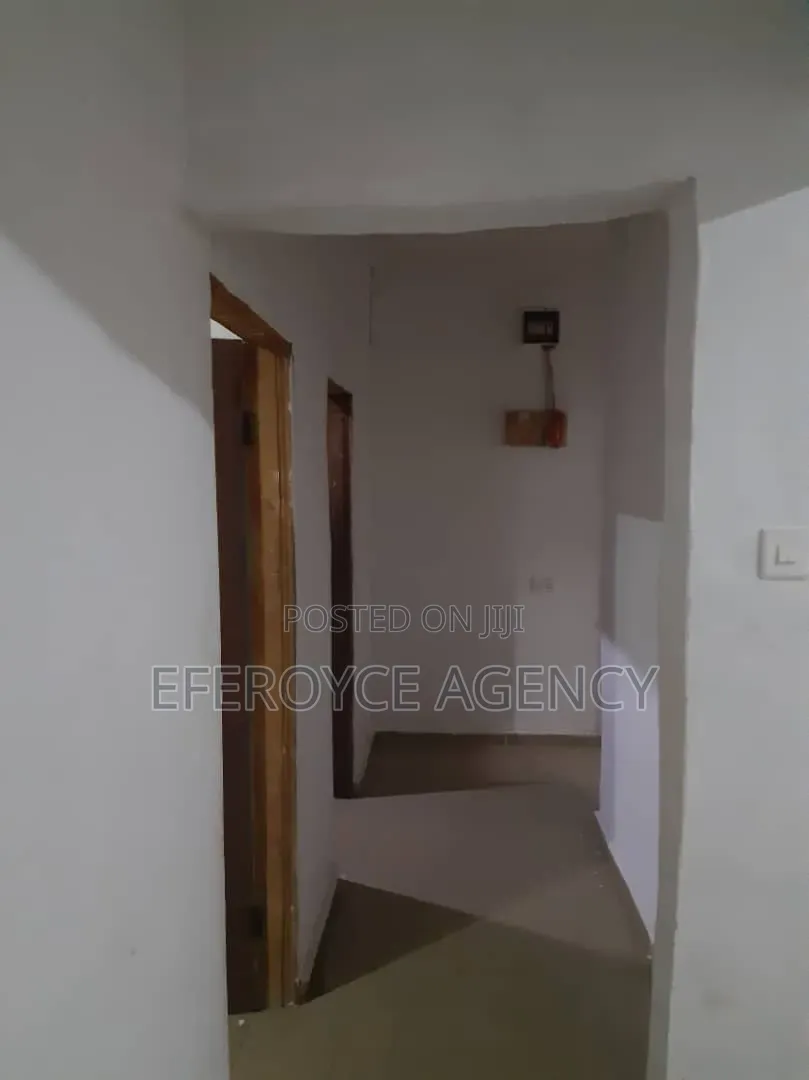1bdrm Room & Parlour in Agbor Road Bypass, Benin City for rent