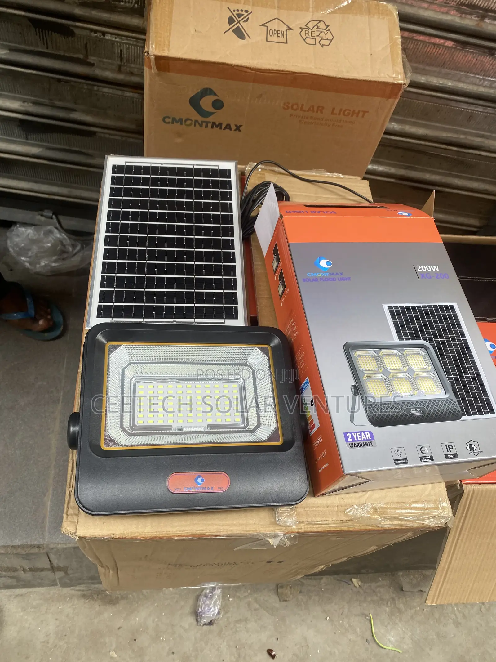 200w Cmontmax Solar Flood Light
