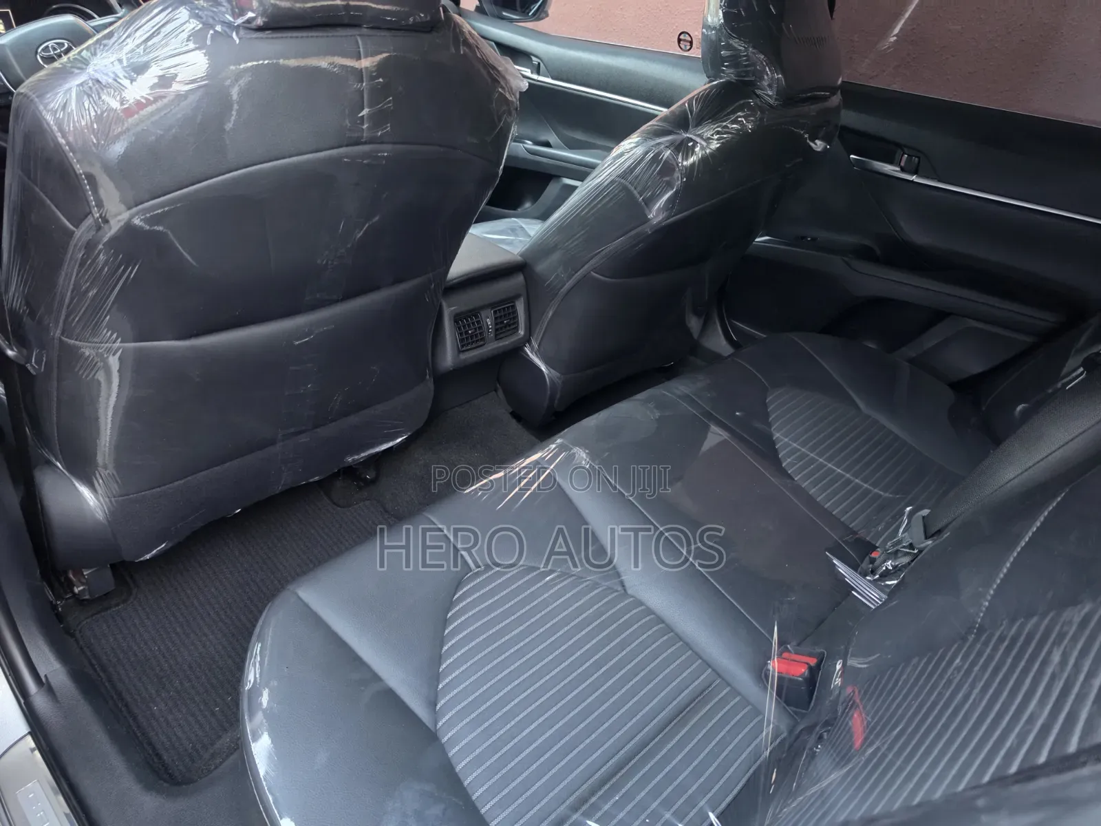 Toyota Camry 2018 Silver