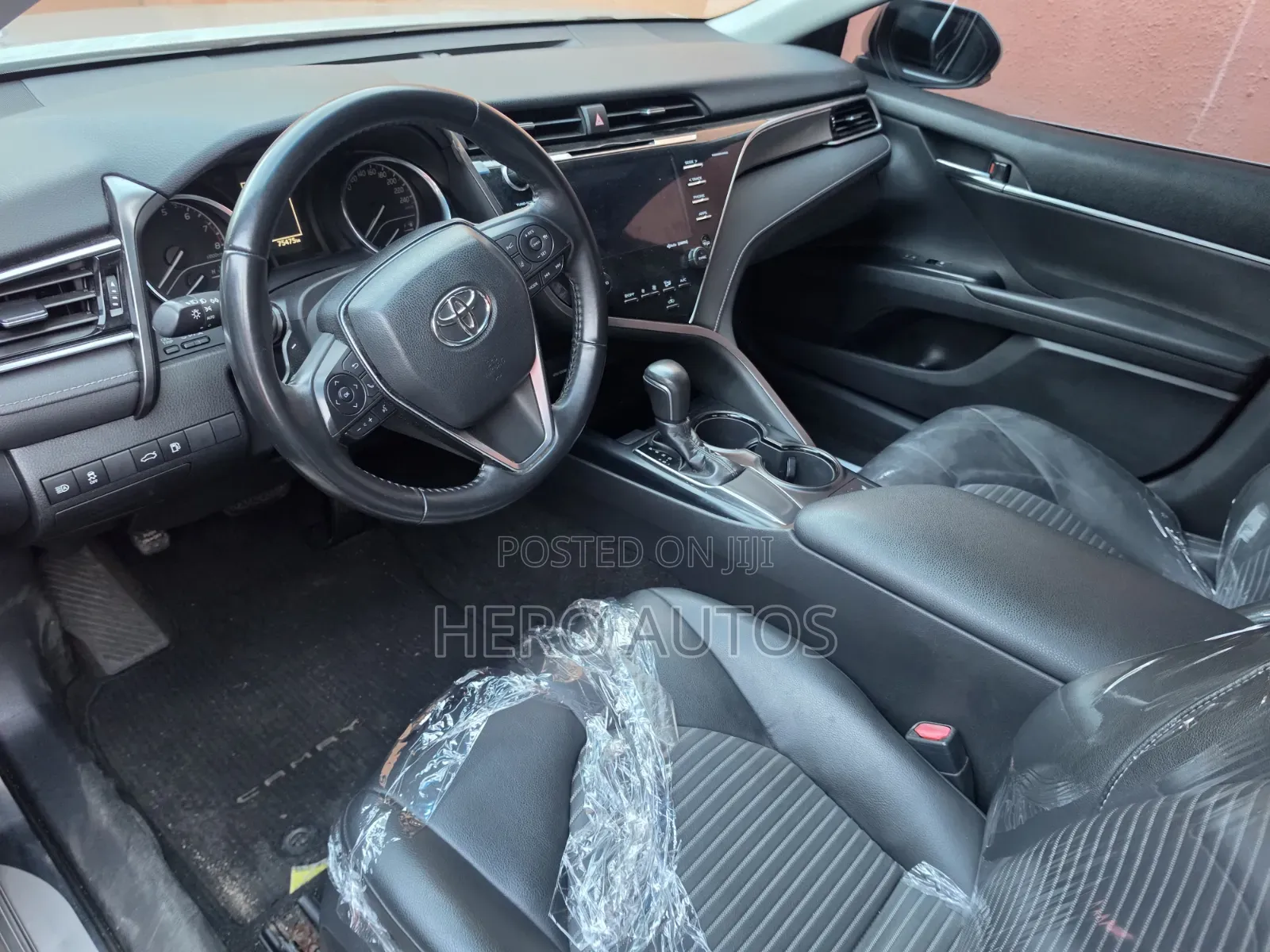 Toyota Camry 2018 Silver