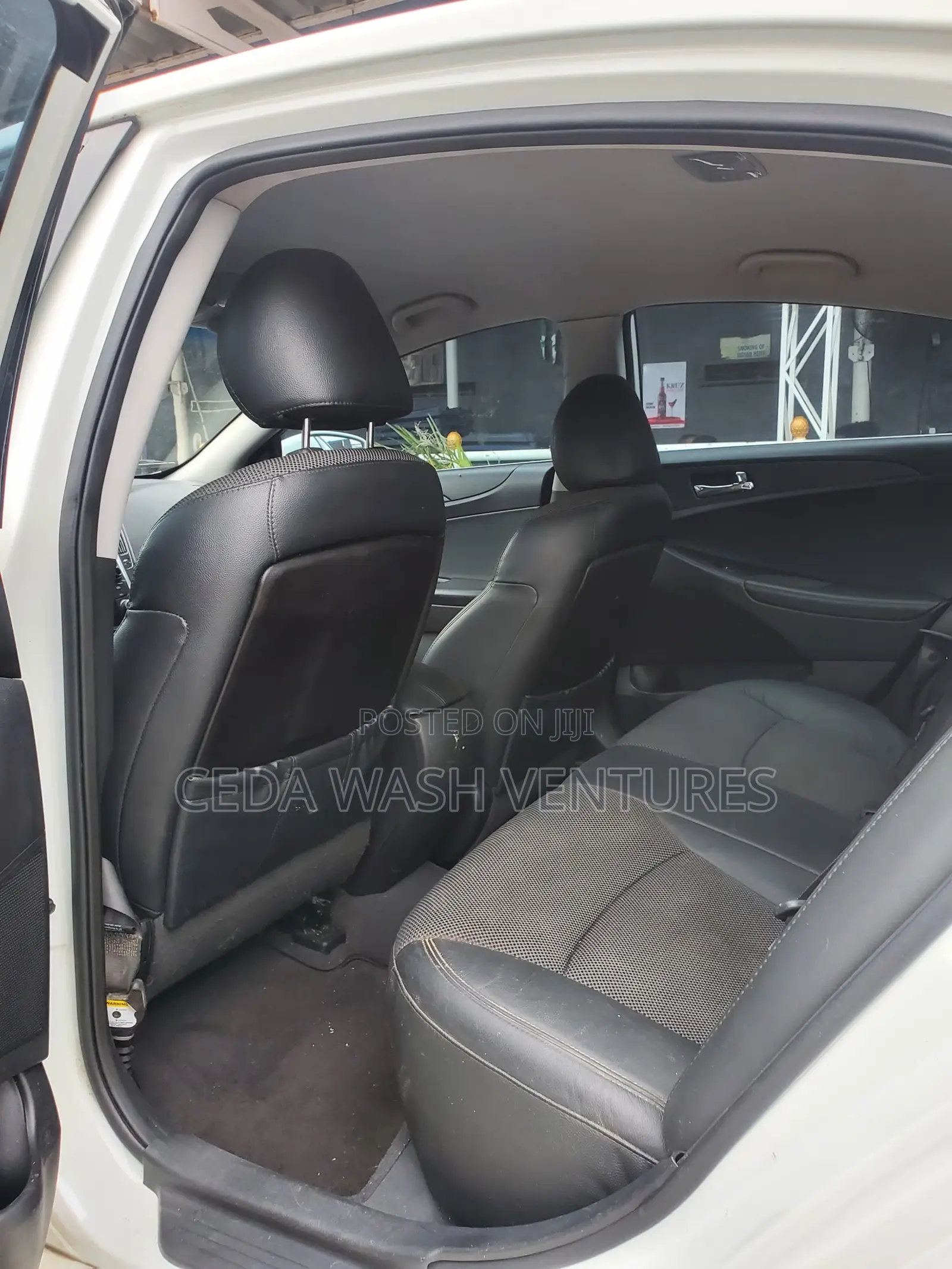 Hyundai Sonata Limited 2.0T Sedan (2.0L 4cyl 6A) 2012 White