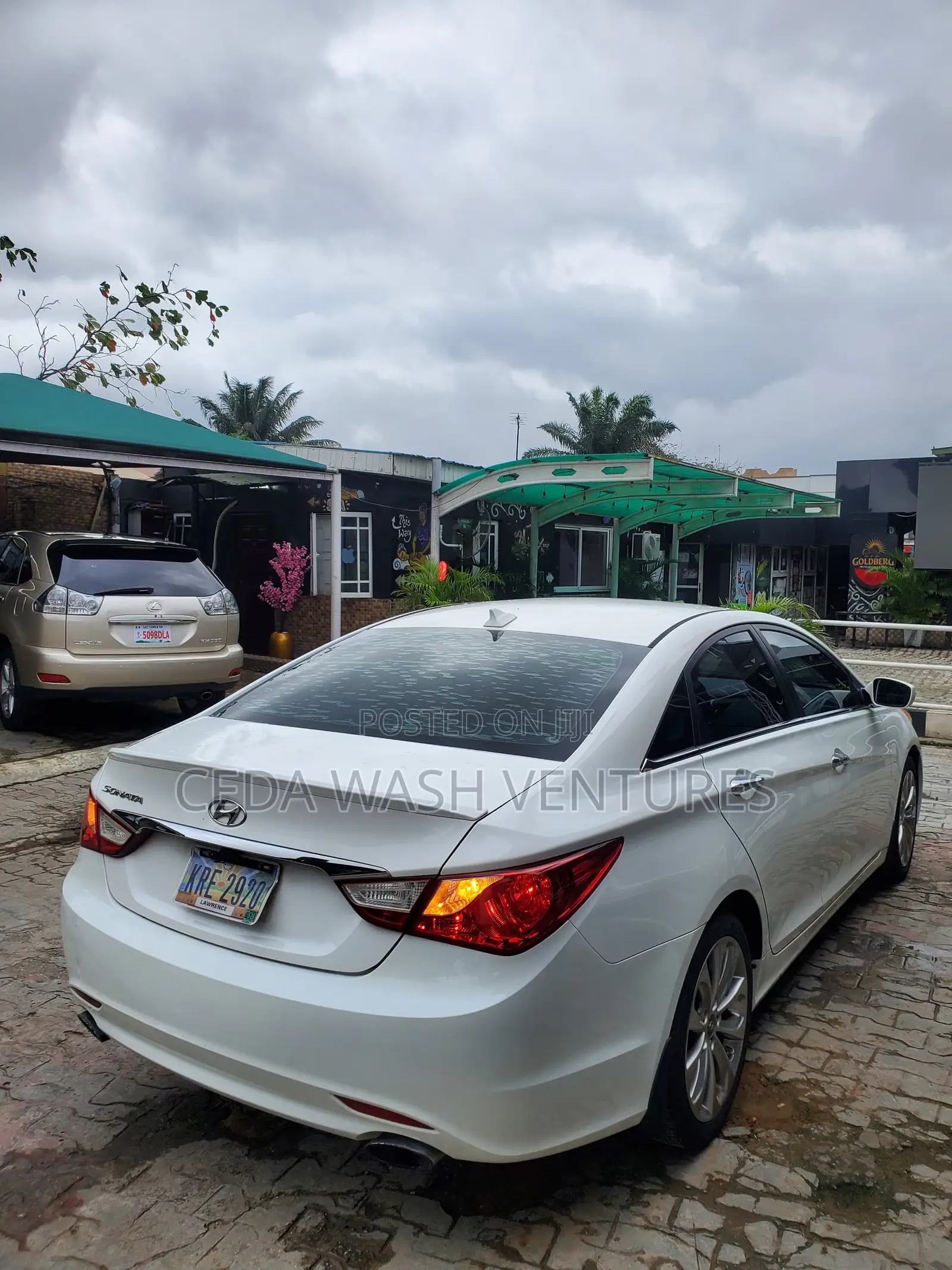 Hyundai Sonata Limited 2.0T Sedan (2.0L 4cyl 6A) 2012 White