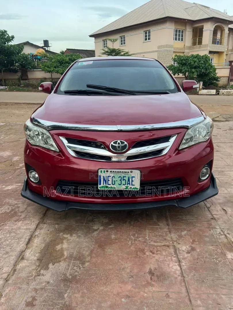 Toyota Corolla 2012 Red