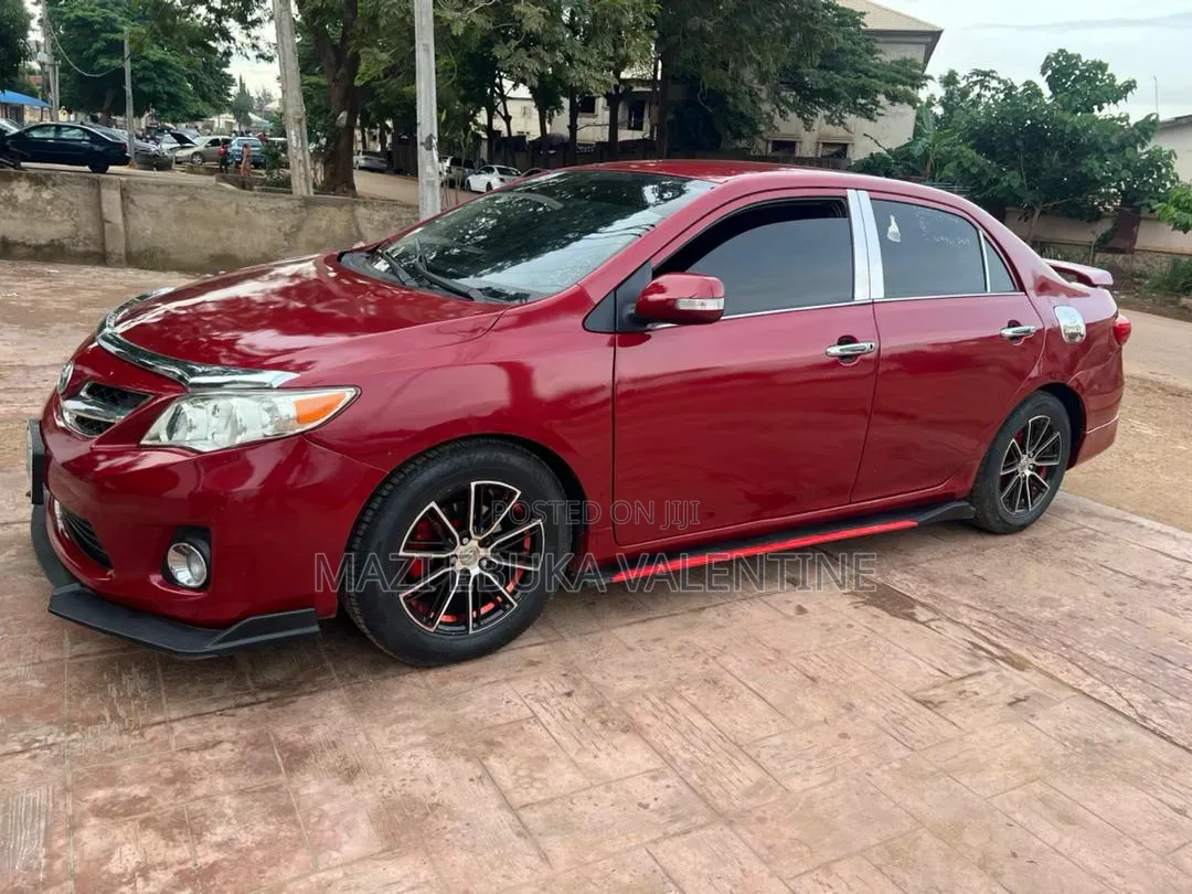 Toyota Corolla 2012 Red
