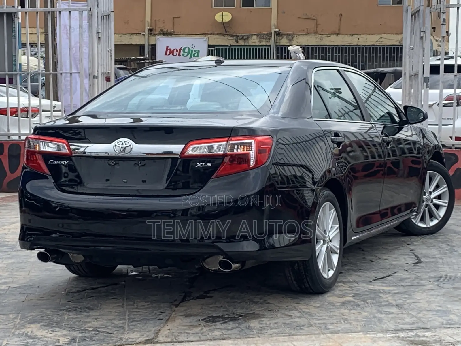 Toyota Camry XLE 4dr Sedan (3.5L 6cyl 6A) 2014 Black