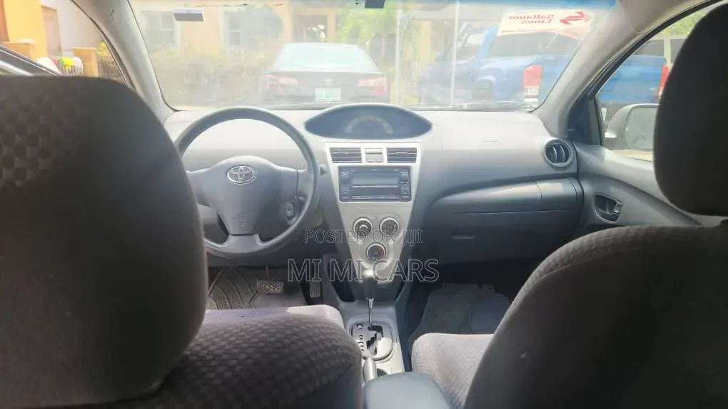Toyota Yaris 2008 Silver