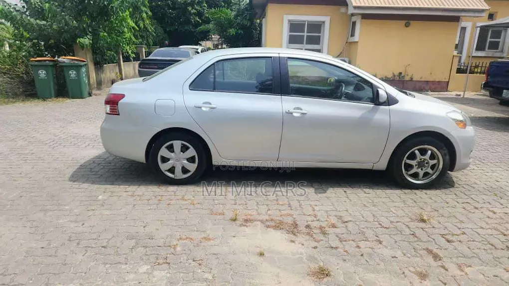 Toyota Yaris 2008 Silver