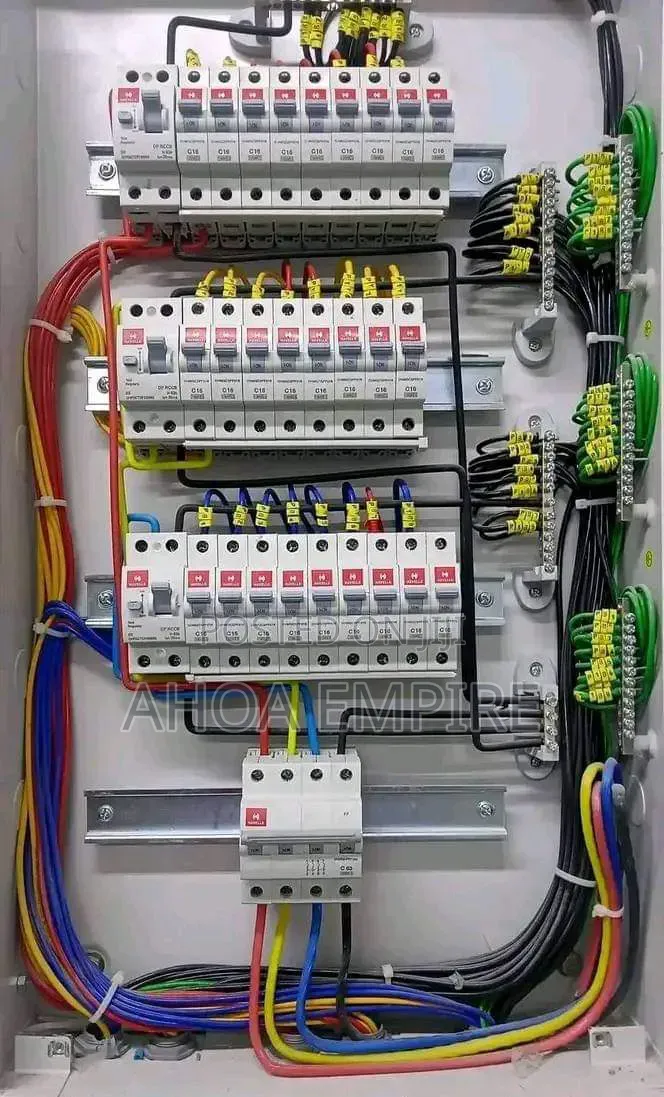 Electrican for Commercial and Industrial Services