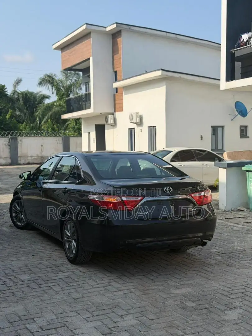 Toyota Camry SE 4dr Sedan (2.5L 4cyl 6A) 2015 Black