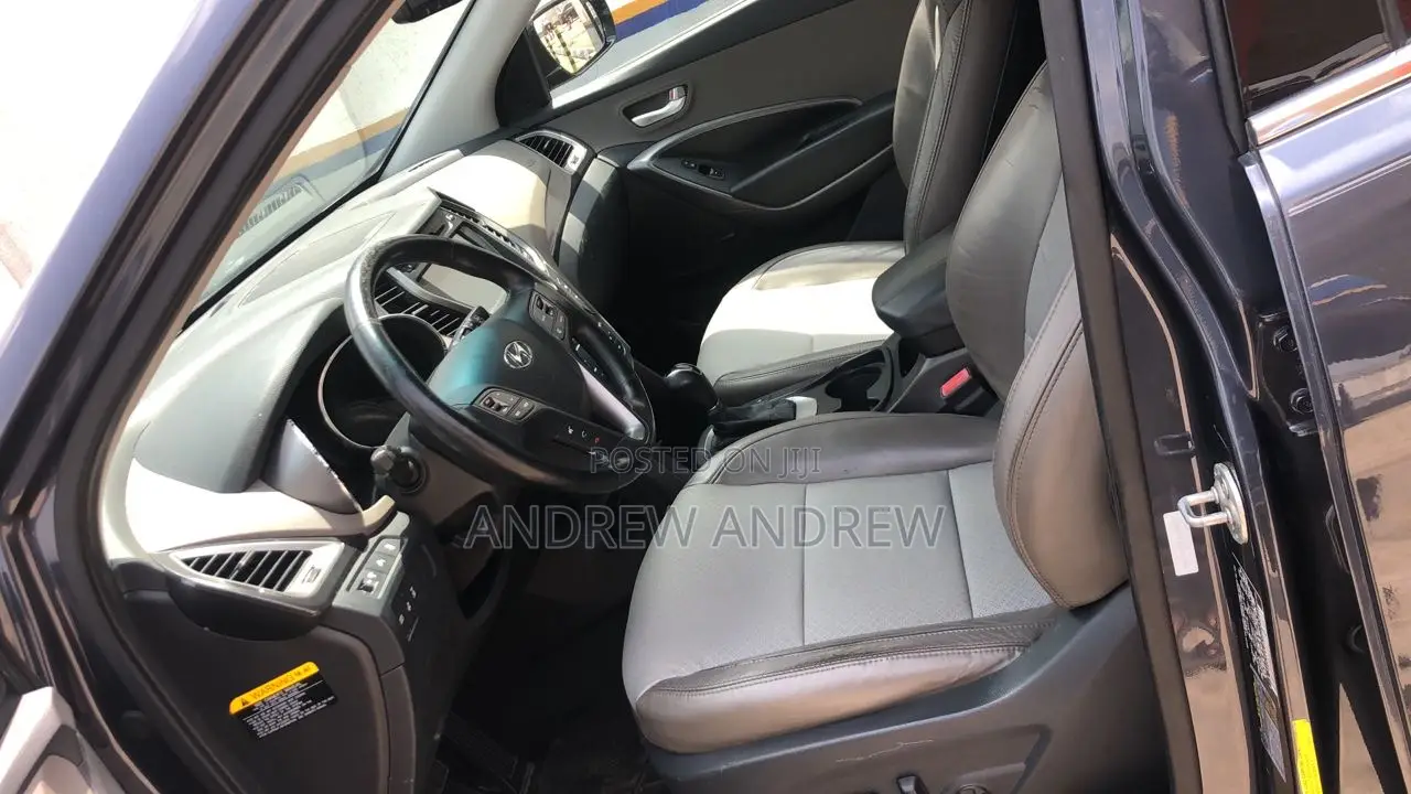 Hyundai Santa Fe 2013 Blue