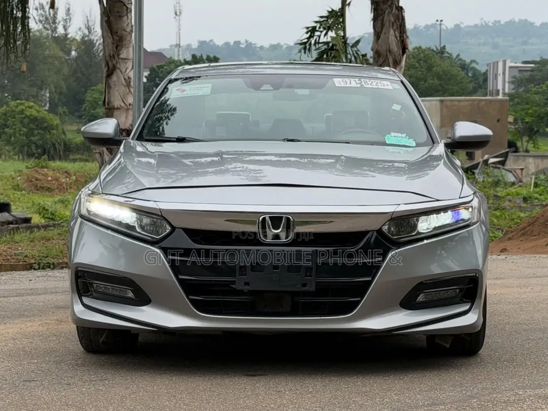 Honda Accord Sport (2.0L 4cyl Turbo 10A) 2019 Gray