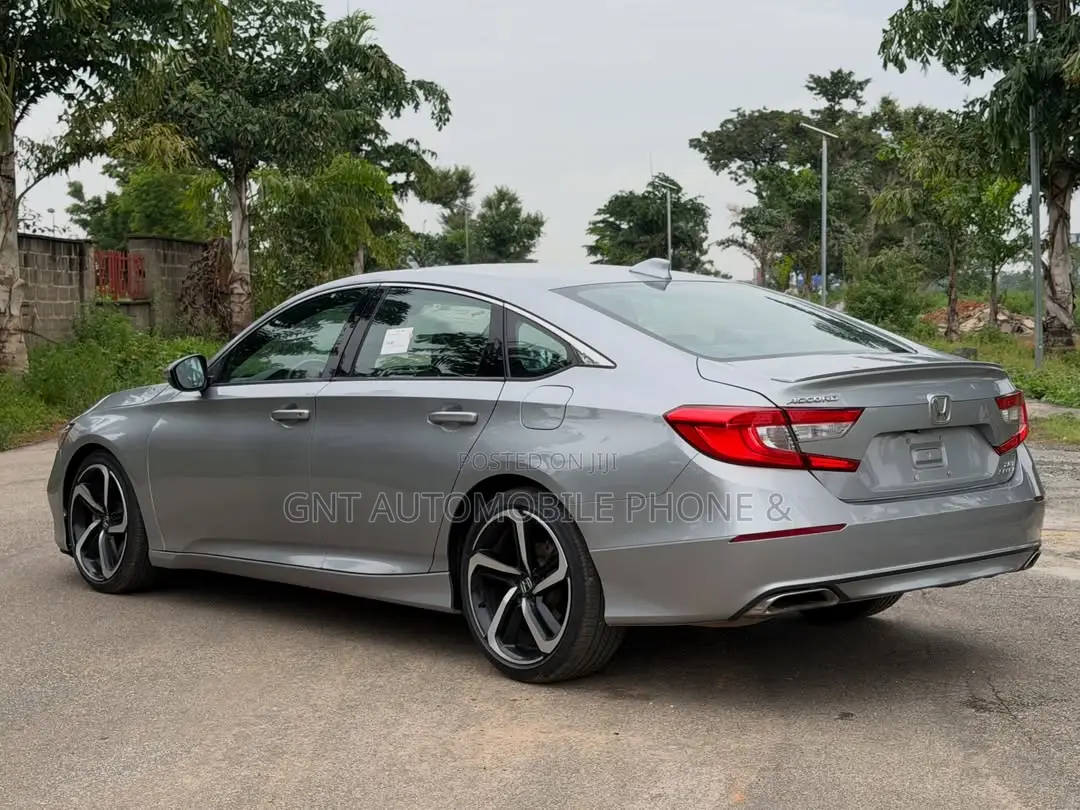 Honda Accord Sport (2.0L 4cyl Turbo 10A) 2019 Gray