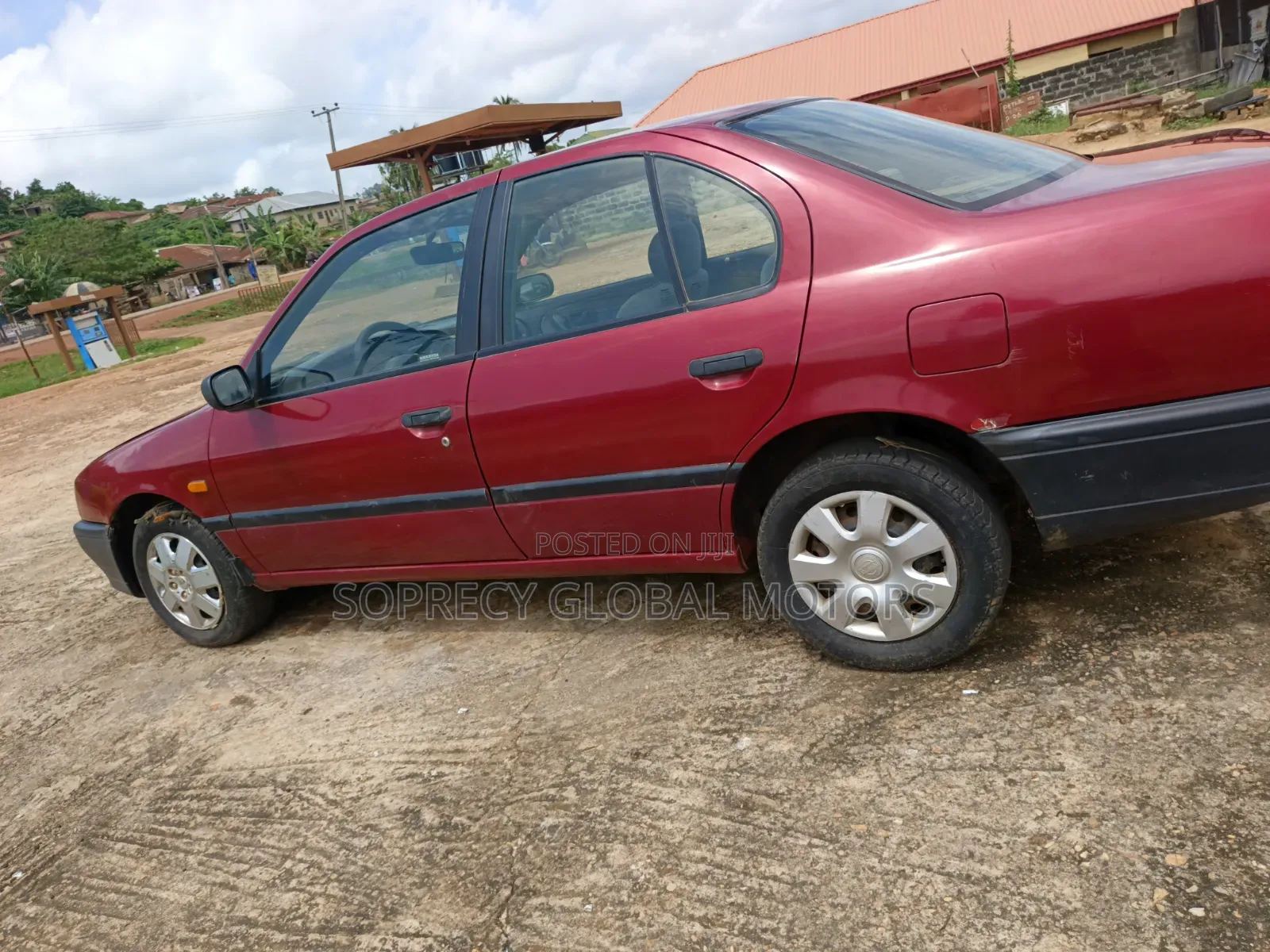 Nissan Primera 1999 Red