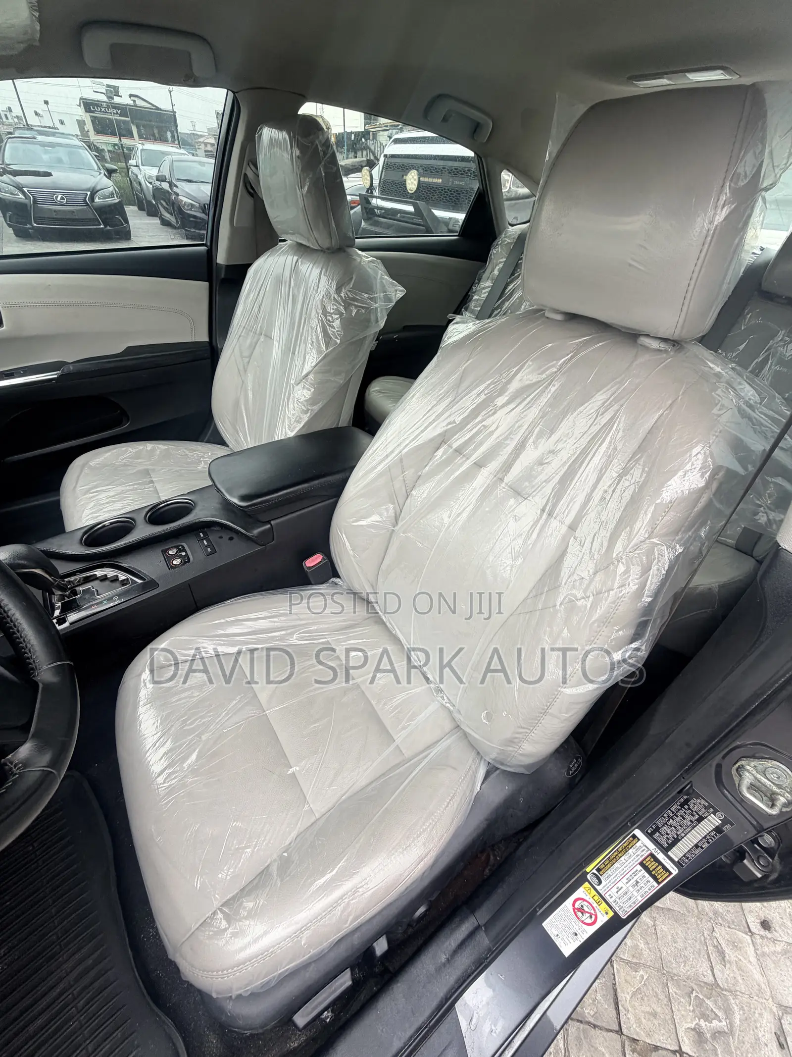 Toyota Avalon XLE Premium FWD Sedan (3.6L 6cyl 6A) 2016 Gray