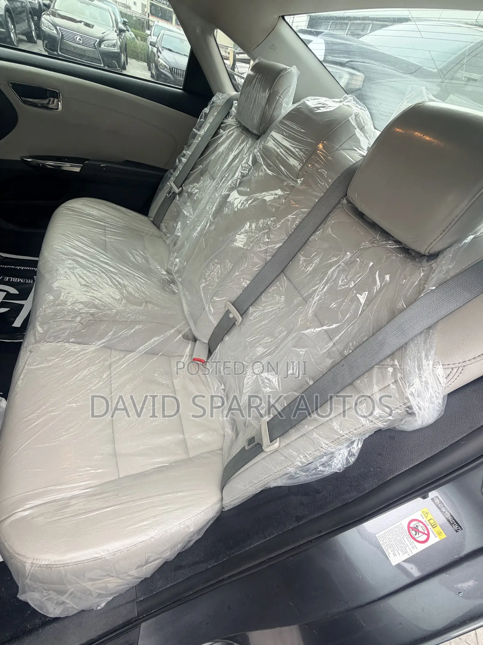 Toyota Avalon XLE Premium FWD Sedan (3.6L 6cyl 6A) 2016 Gray