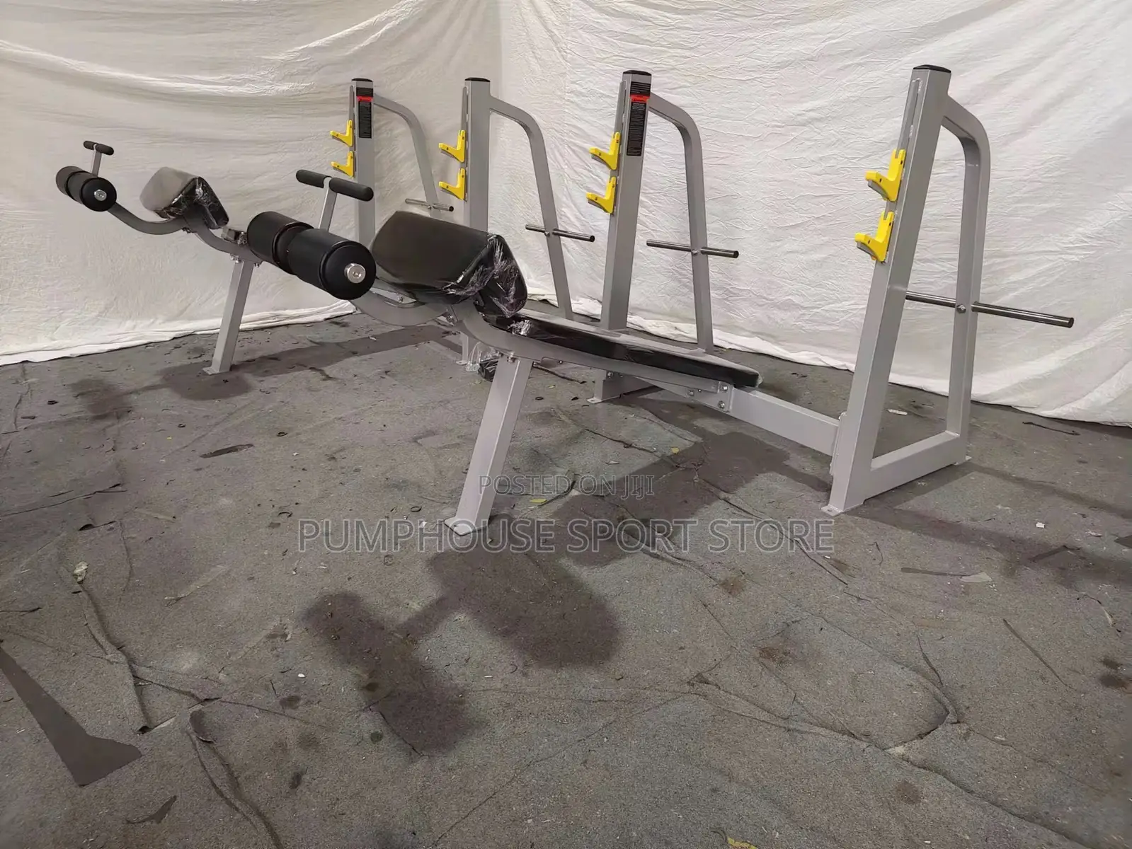 Decline Commercial Weight Bench
