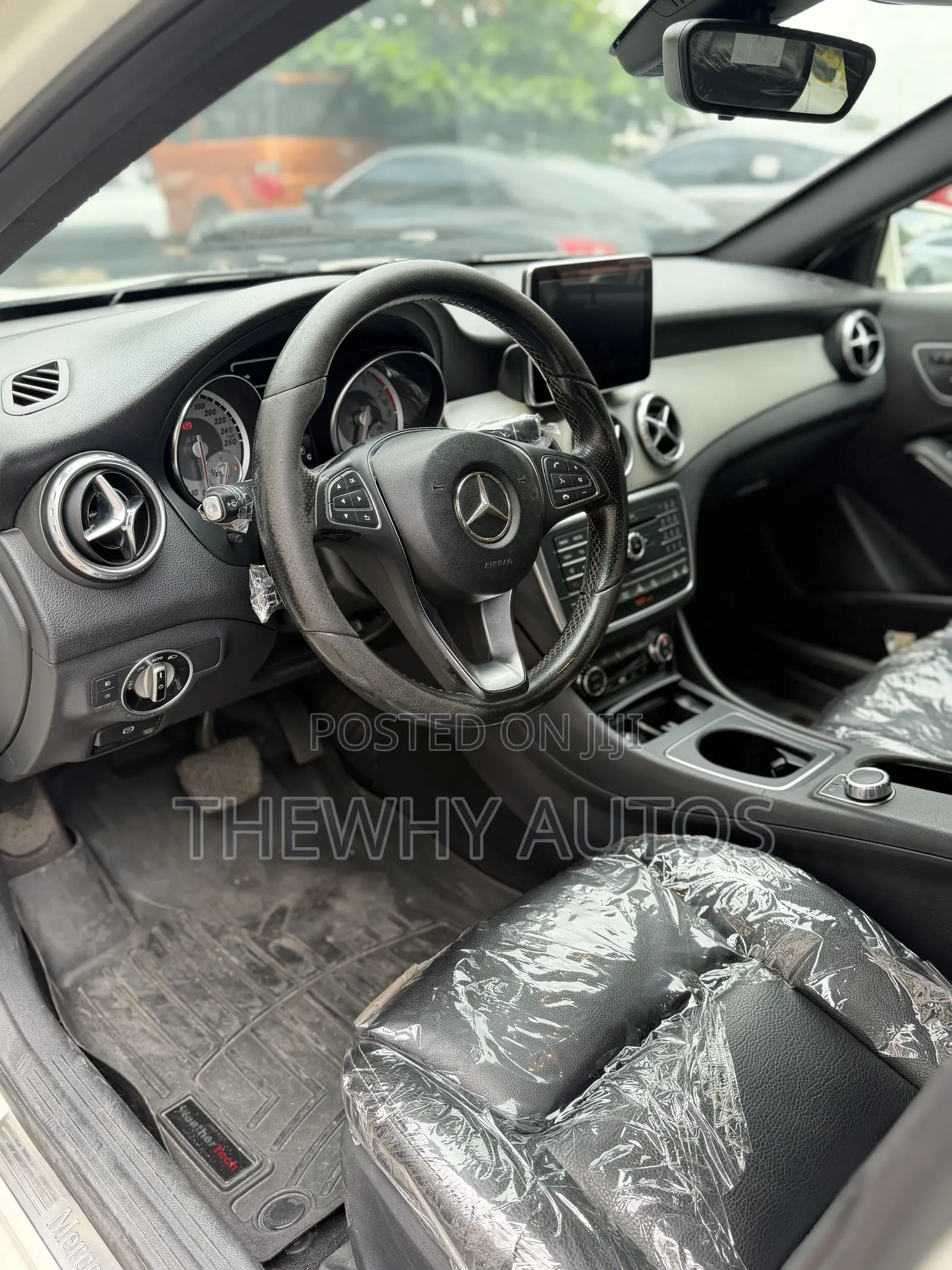Mercedes-Benz GLA 250 2016 White