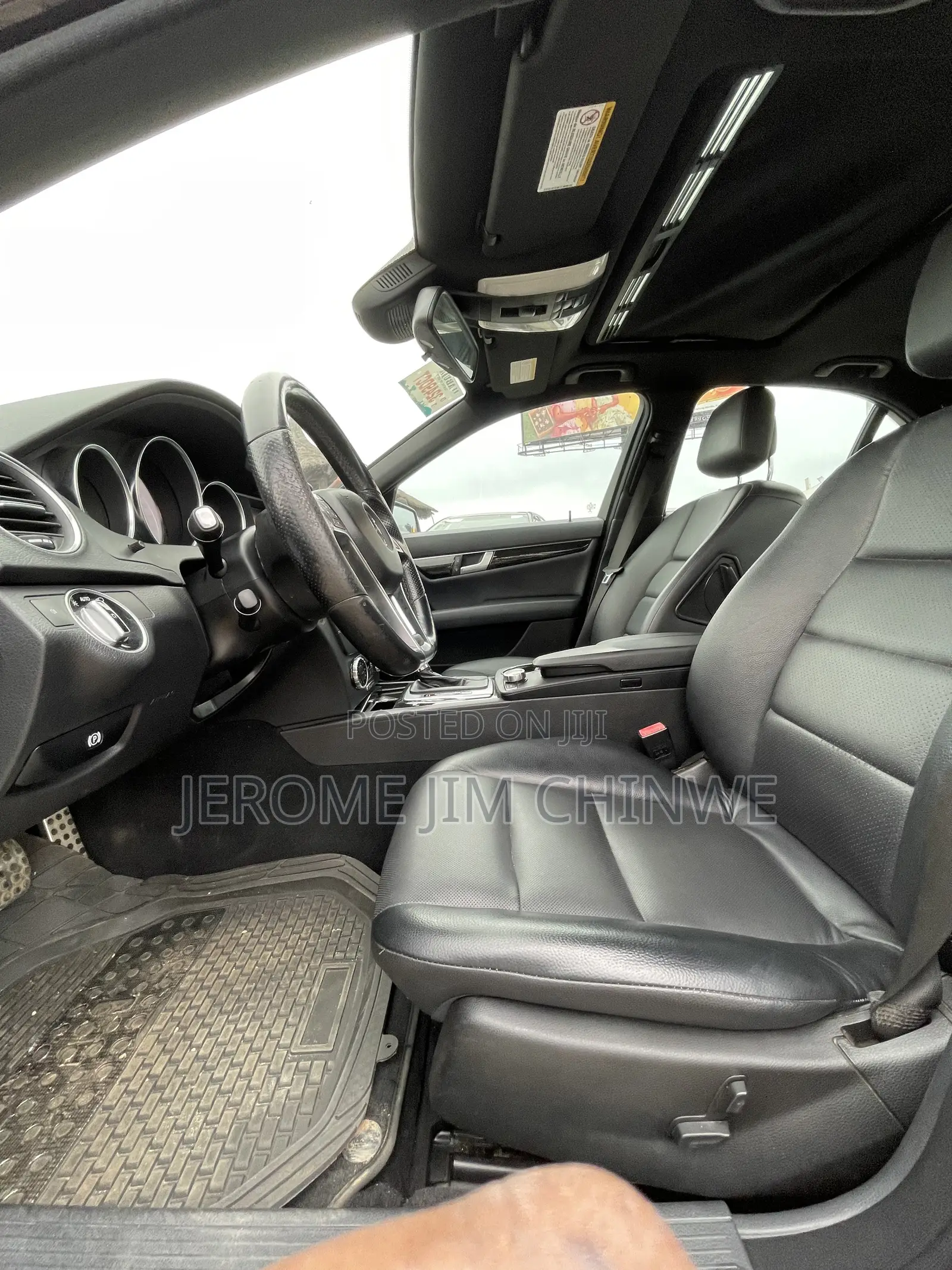 Mercedes-Benz C300 2014 Black