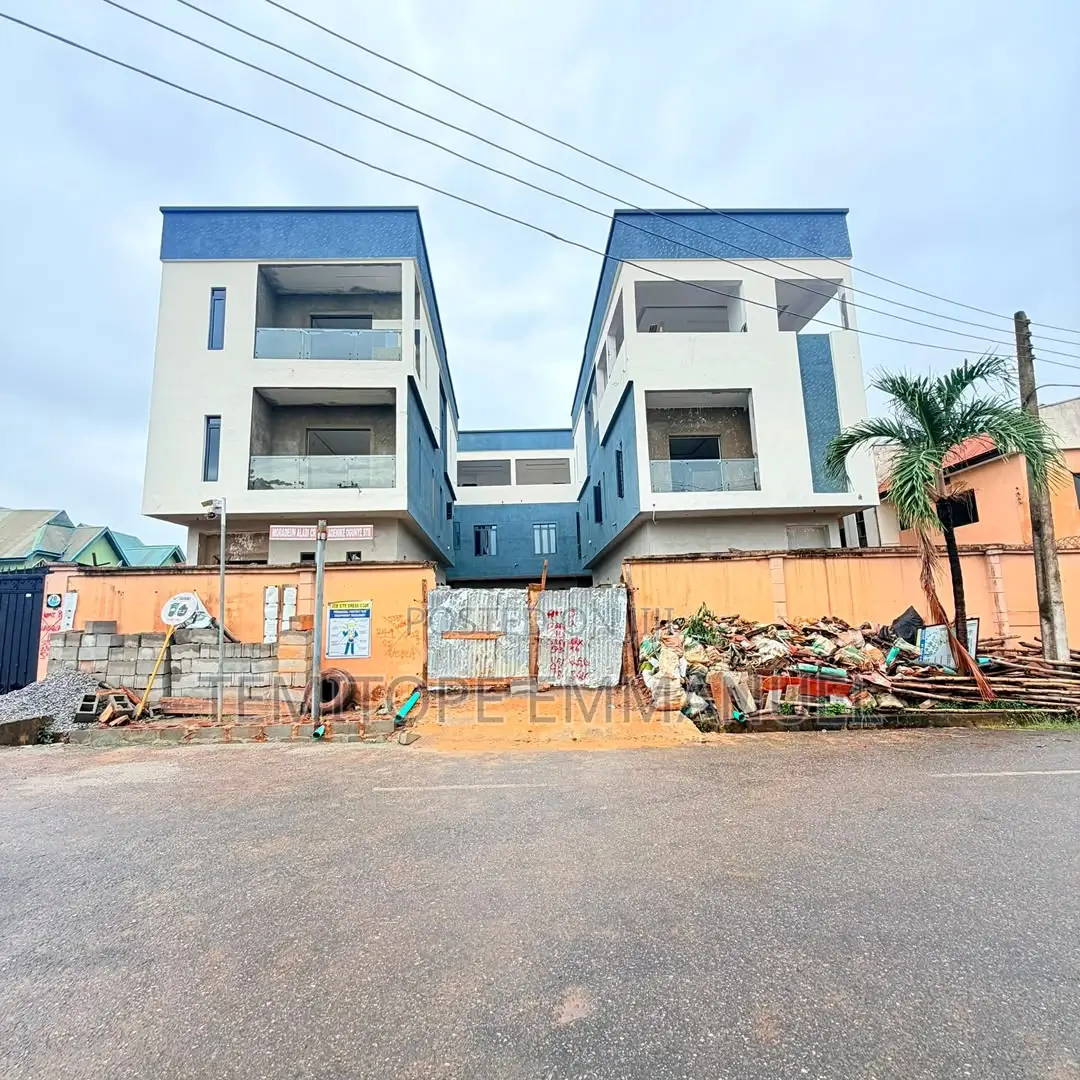 Furnished 4bdrm Duplex in GRA Phase 2 Shangisha for sale