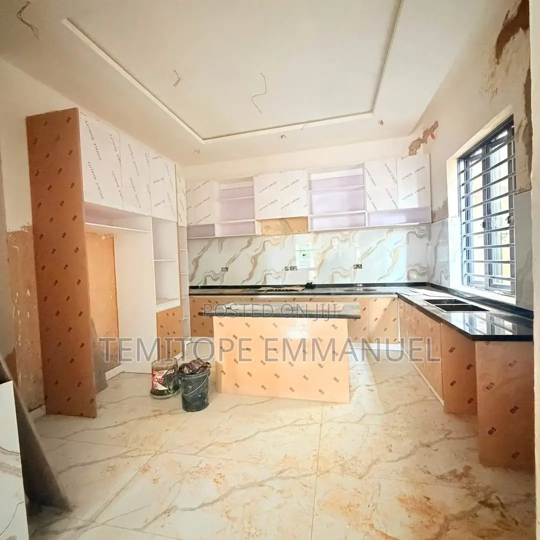 Furnished 4bdrm Duplex in GRA Phase 2 Shangisha for sale