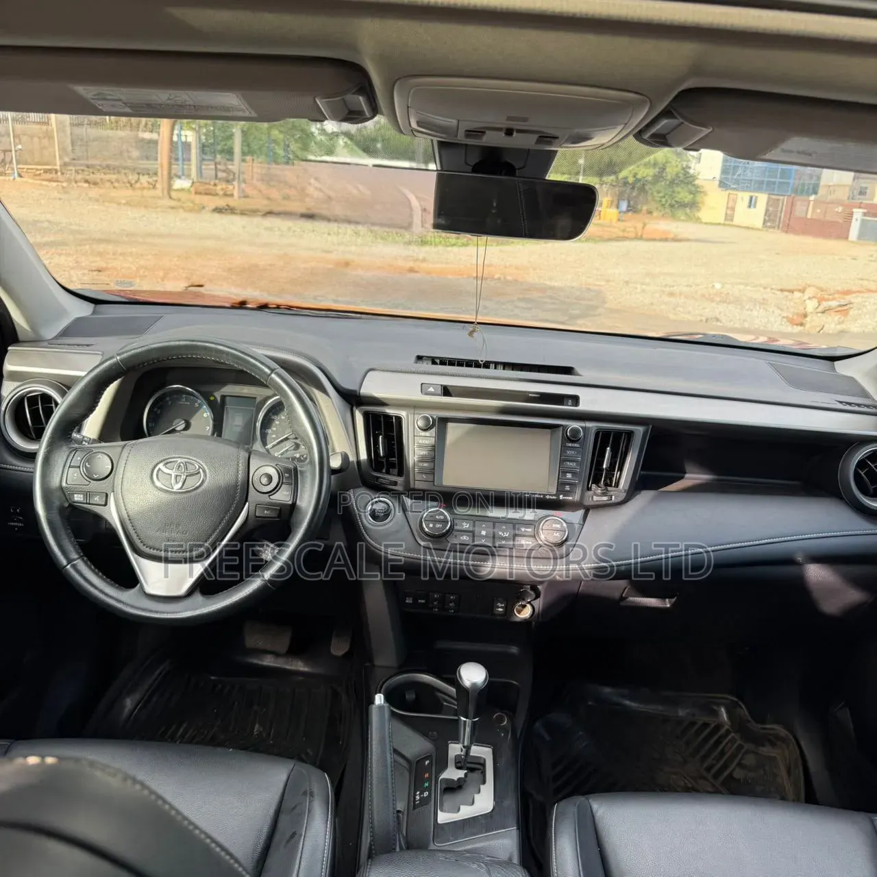 Toyota RAV4 2017 Red