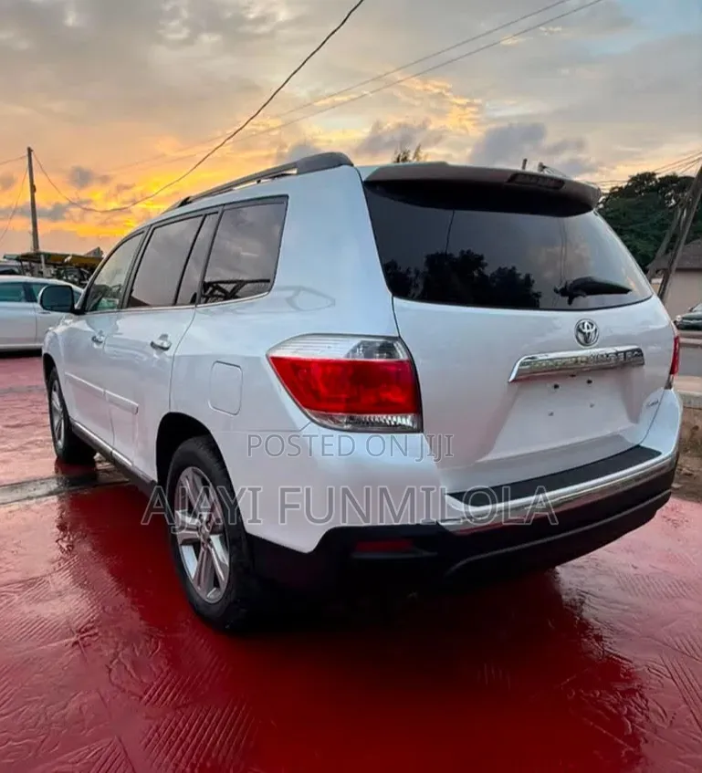 Toyota Highlander 2012 White