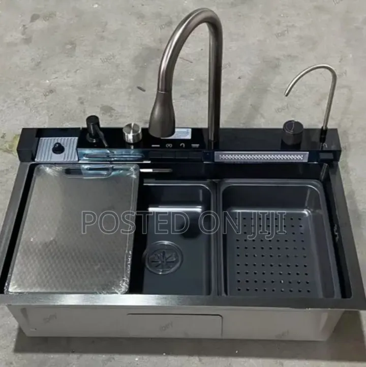 Multifunctional Special Kitchen Sink With Piano Button