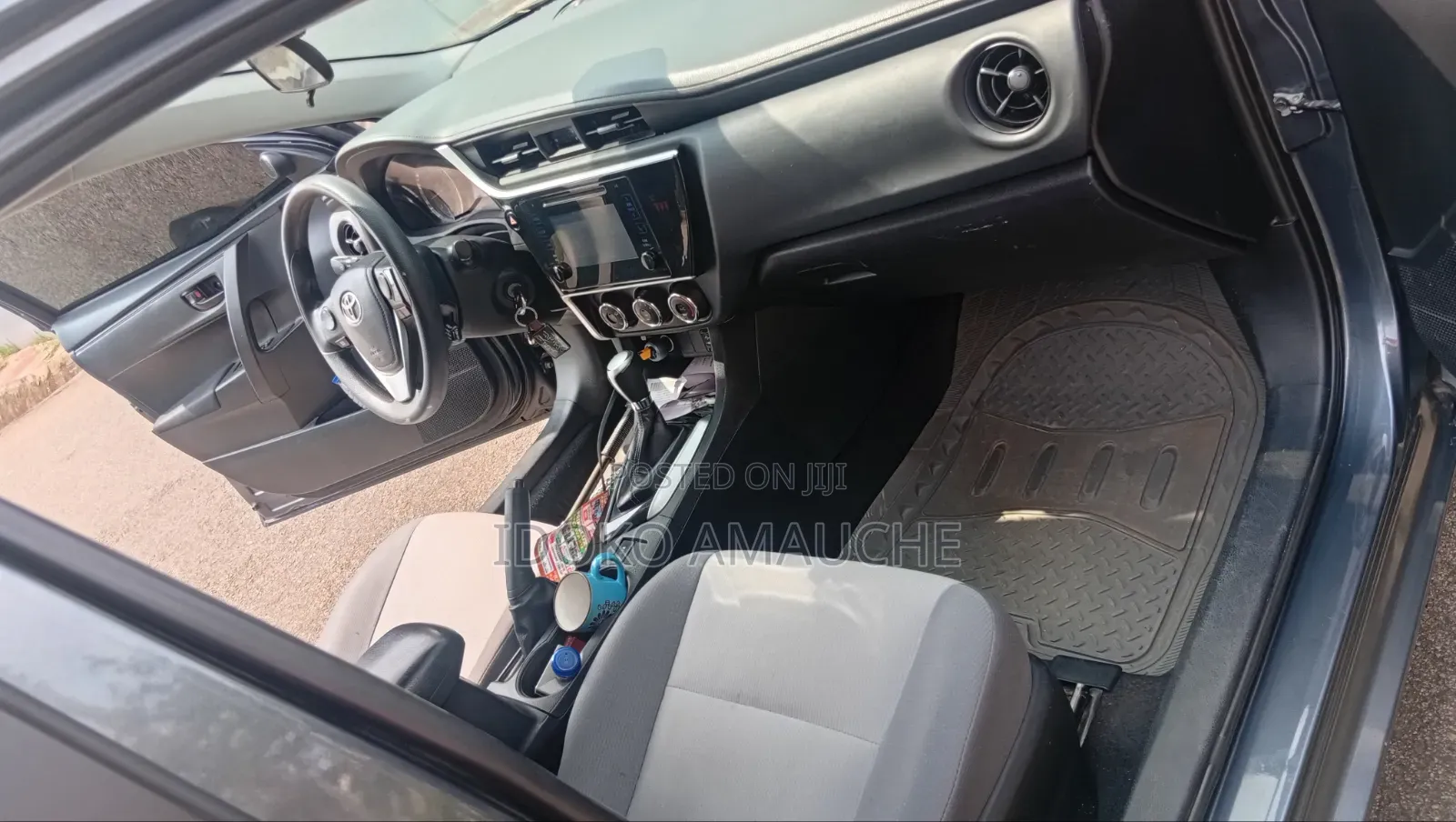 Toyota Corolla 2018 Gray
