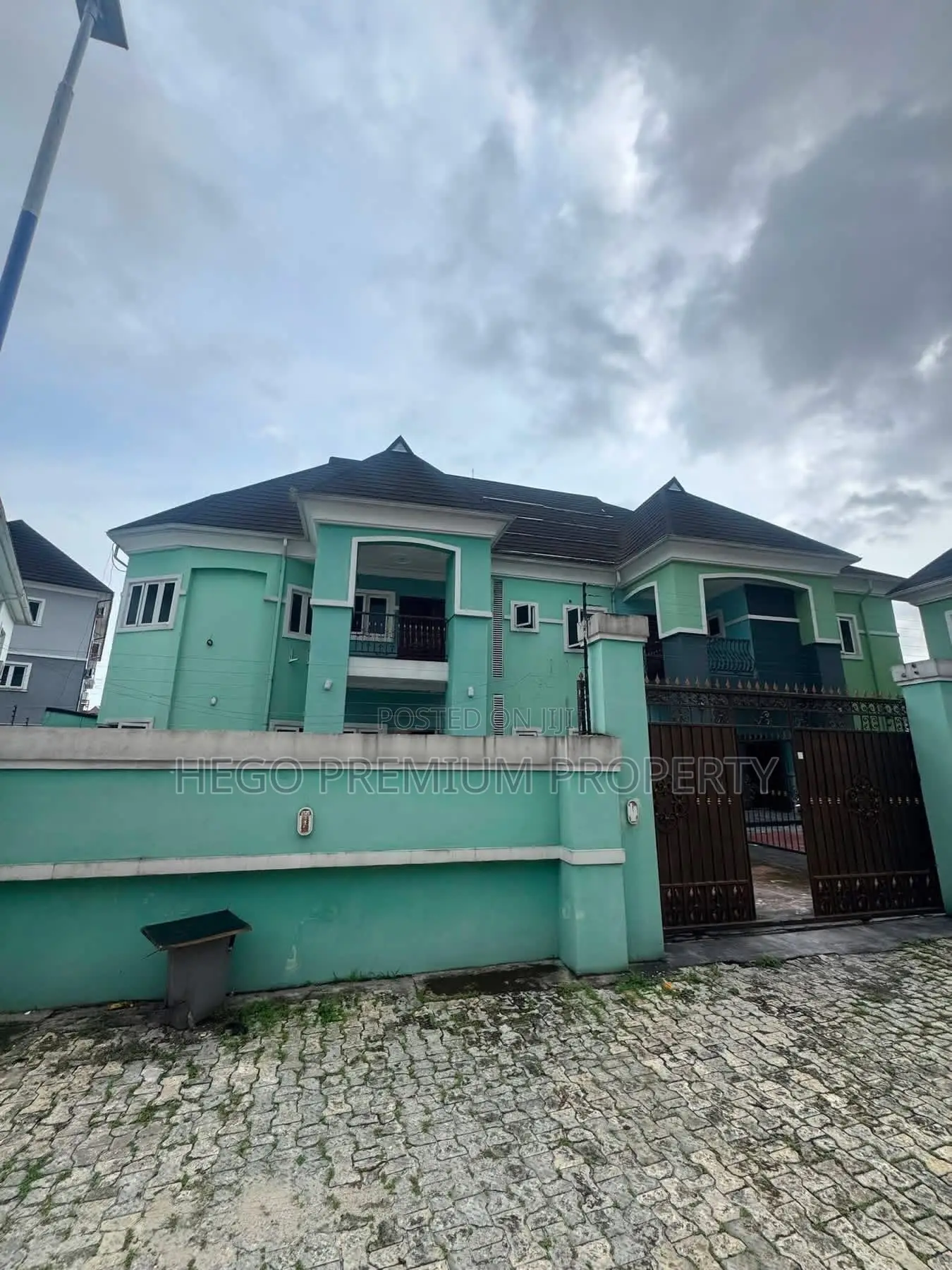 5bdrm Duplex in New Gra Portharcourt for sale