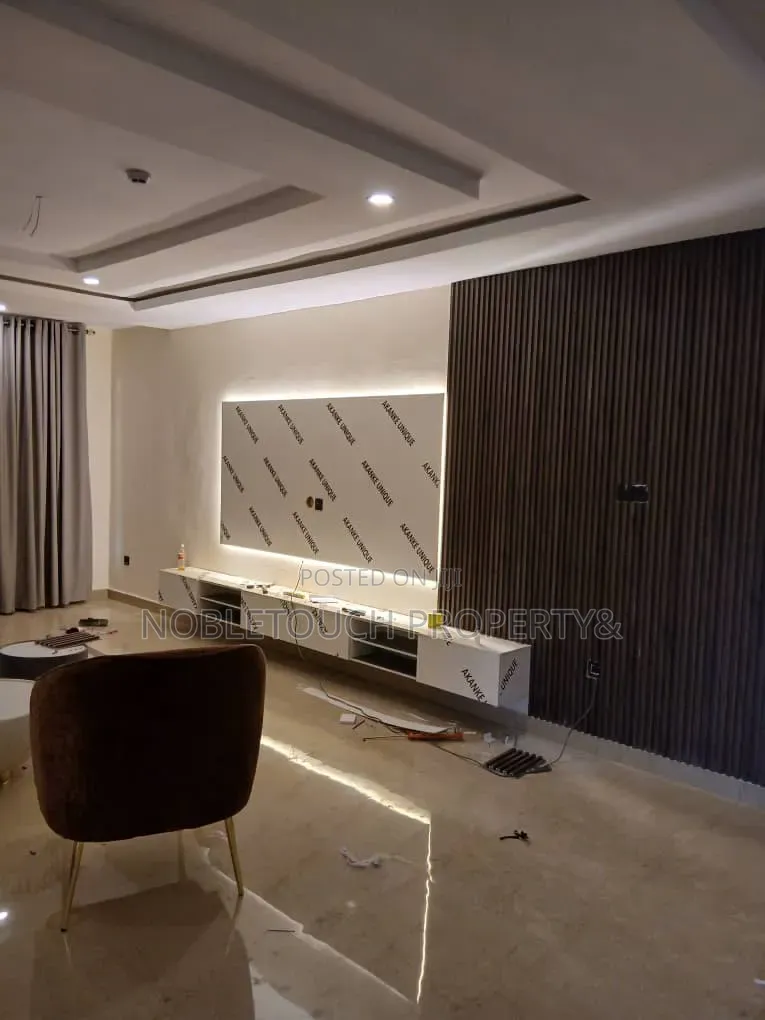 Furnished 3bdrm Apartment in Victoria Island, Adeola Odeku for rent