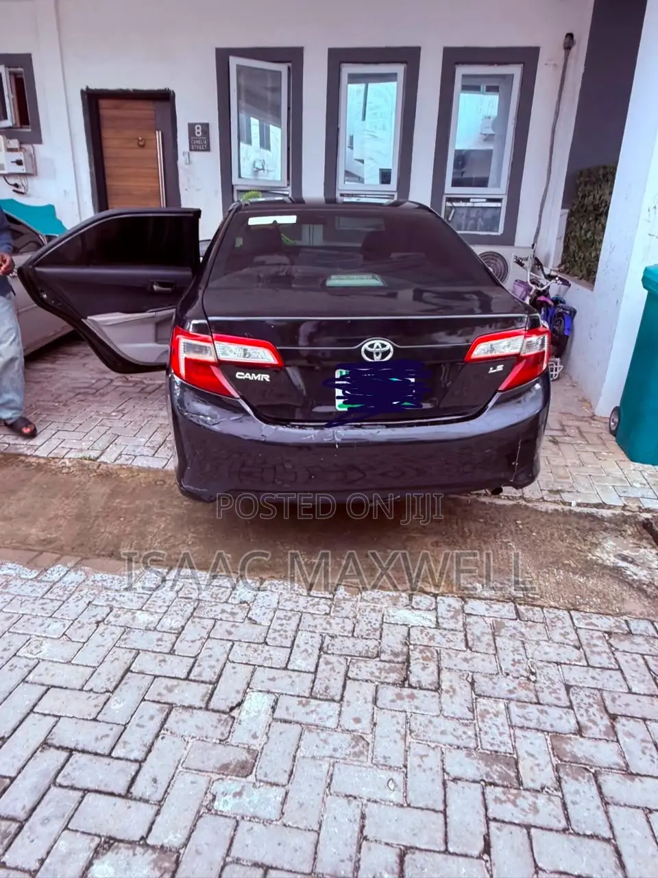 Toyota Camry SE 4dr Sedan (2.5L 4cyl 6A) 2013 Black