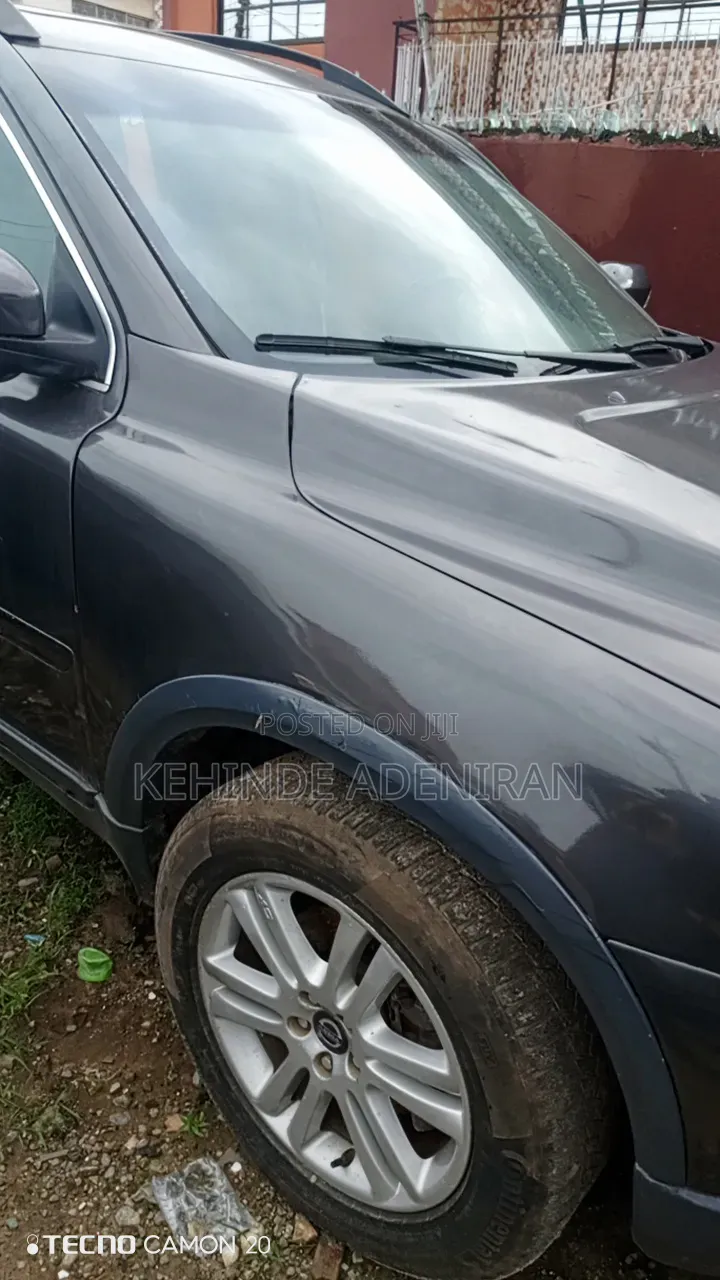 Volvo XC90 2008 Gray