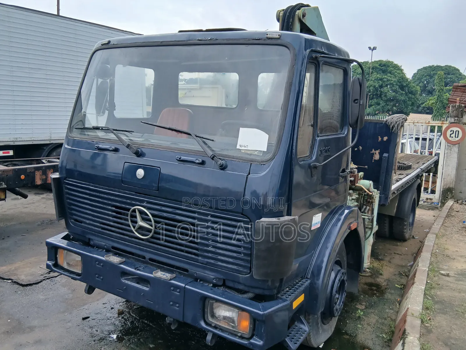 Mercedes Benz 1213