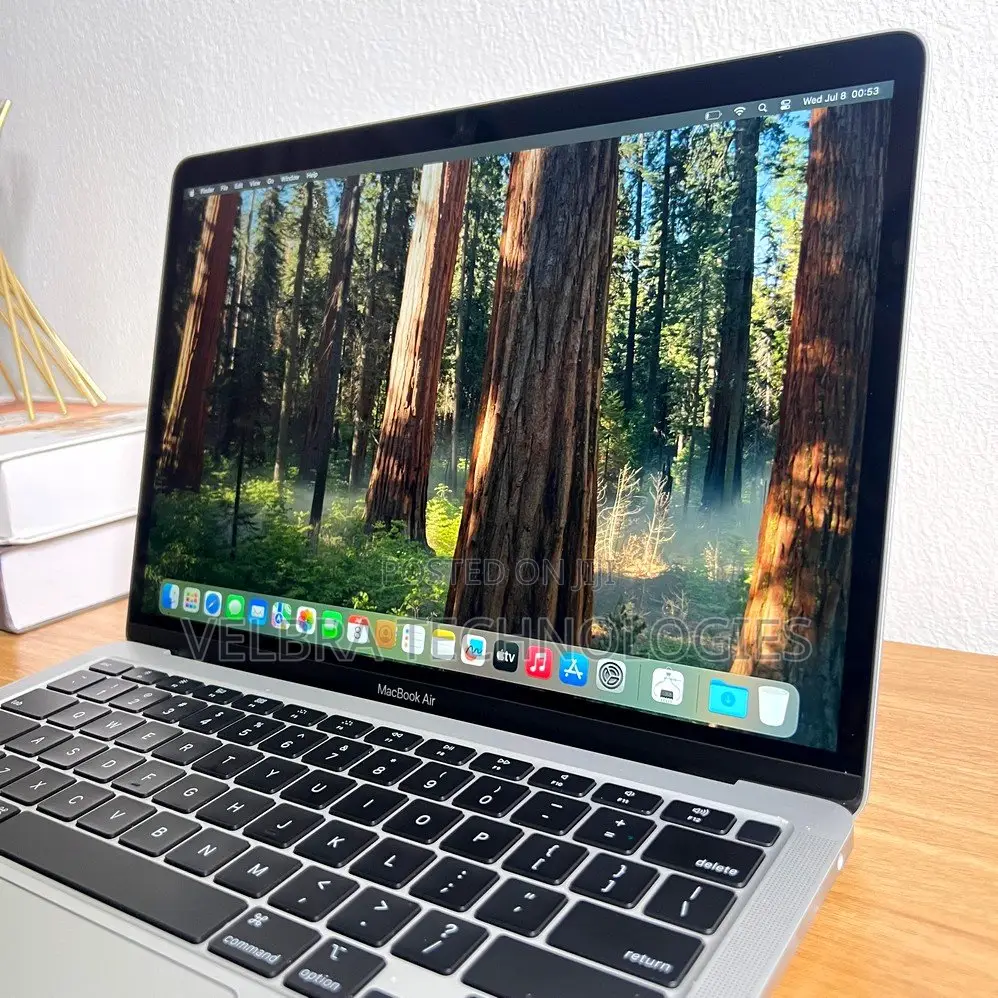 Laptop Apple MacBook Air 2020 16GB Intel Core i7 SSD 256GB