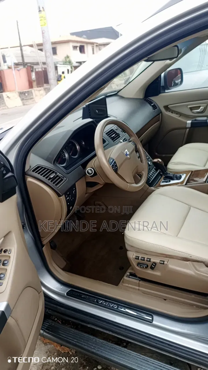 Volvo XC90 2012 Silver
