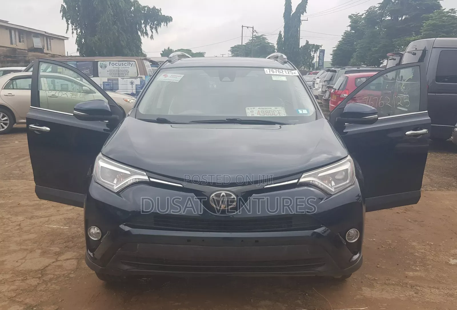 Toyota RAV4 2017 Blue
