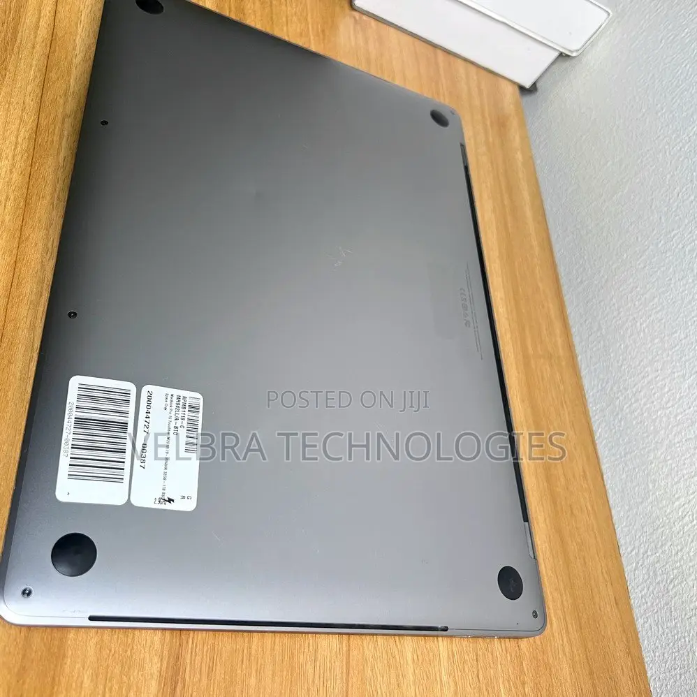 Laptop Apple MacBook Air 2018 32GB Intel Core i9 SSD 1T