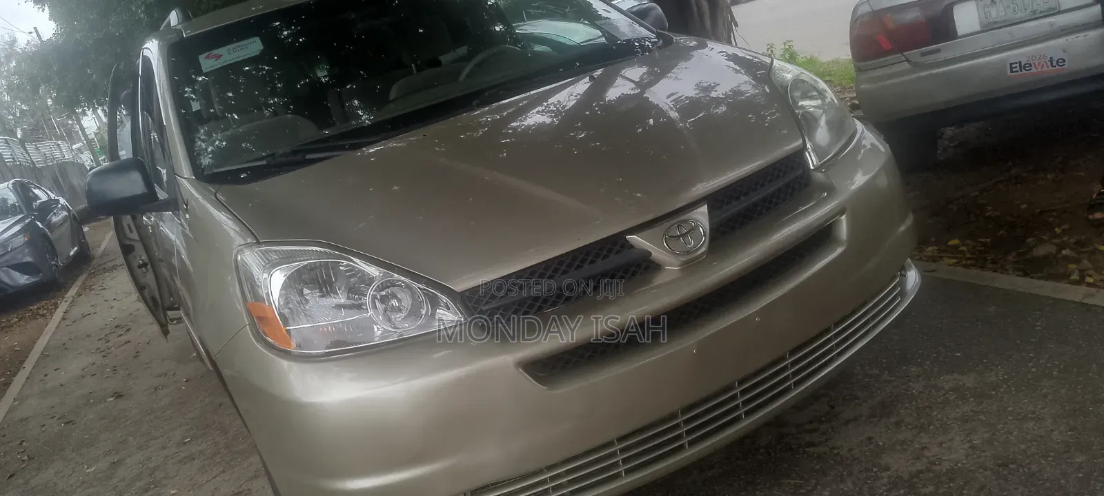 Toyota Sienna 2005 Gold