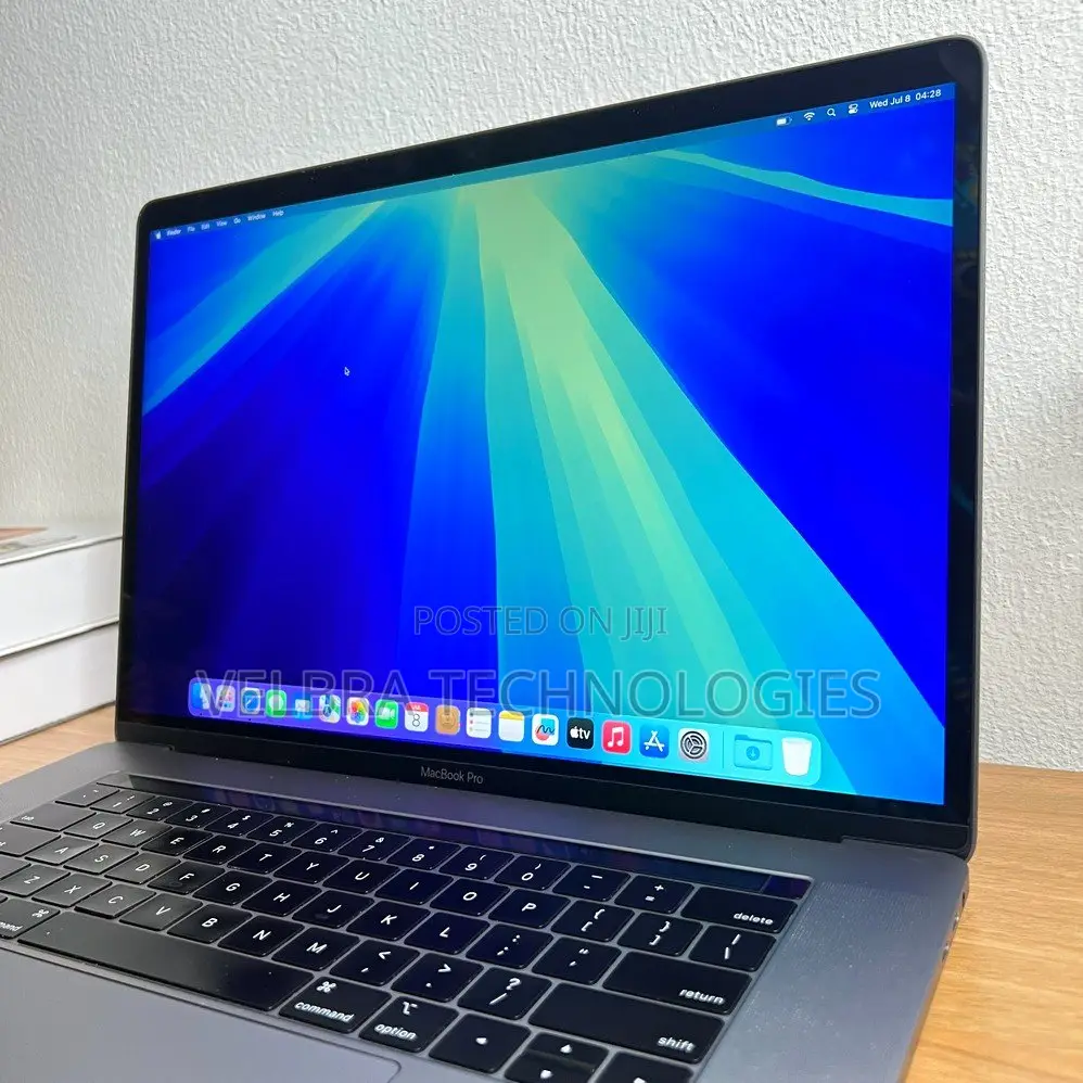 Laptop Apple MacBook Pro 2018 32GB Intel Core i9 SSD 512GB
