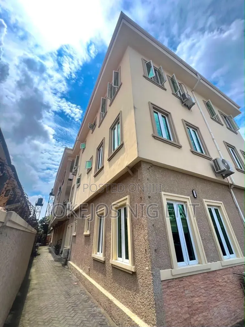 Furnished 3bdrm Apartment in Old Ikoyi, Awolowo Road for sale