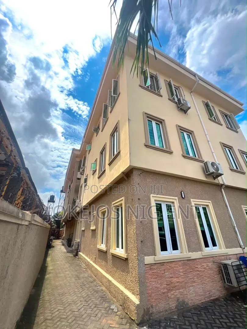 Furnished 3bdrm Apartment in Old Ikoyi, Awolowo Road for sale