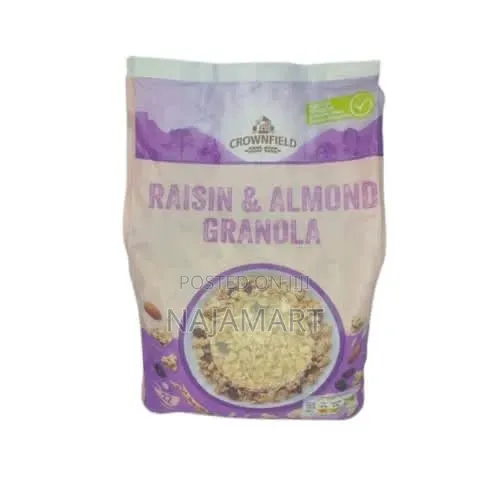 Crownfiled Raisin Almond Granola Cereal - 1kg
