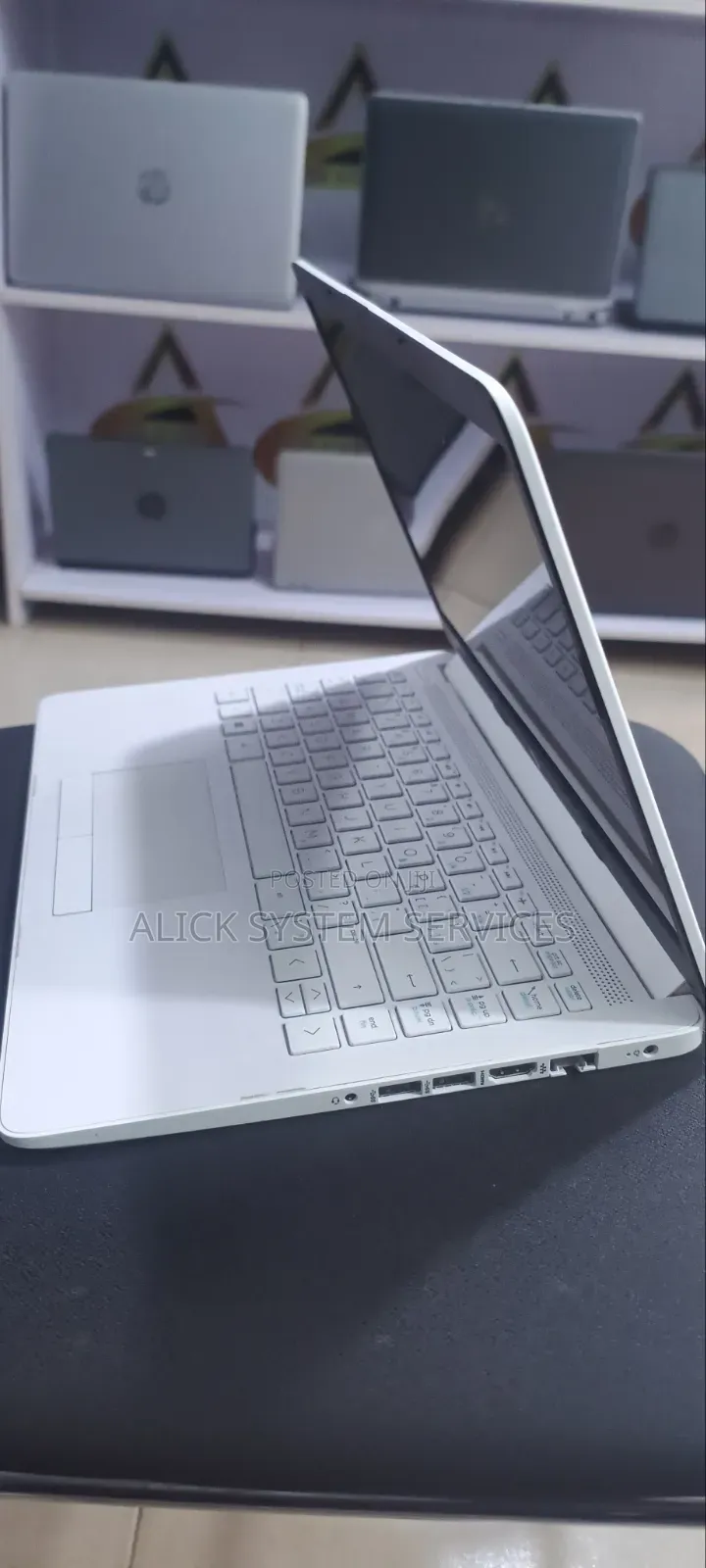 Laptop HP 14-dq1088wm 4GB AMD A6 SSD 128GB